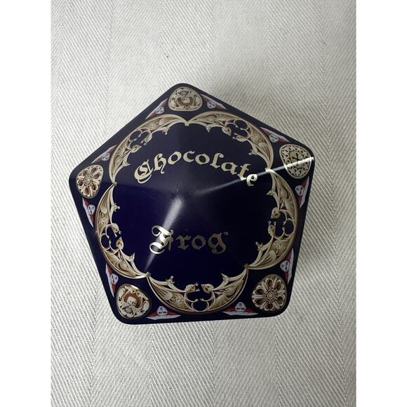 Universal Studios Harry Potter Chocolate Frog Tin With 5 Lenticular Cards - Picture 1 of 8